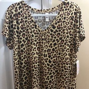 LuLaRoe Christy T BNWT Leopard 🦄